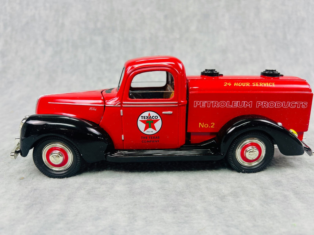 🔥Golden Wheel Die Cast 1940 Ford Texaco Gas Oil Tanker Truck,NEW IN BOX! MINT🔥