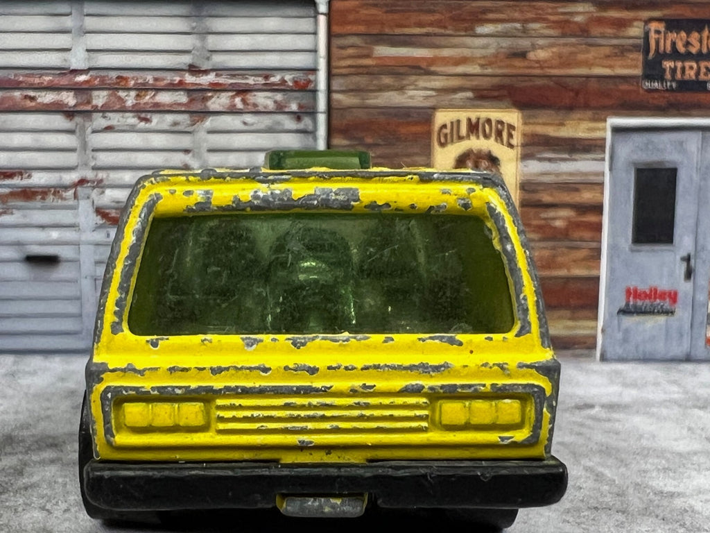 🔥🔥🔥Vintage 1978 Hot Wheels Yellow Inside Story Van C1🔥🔥🔥