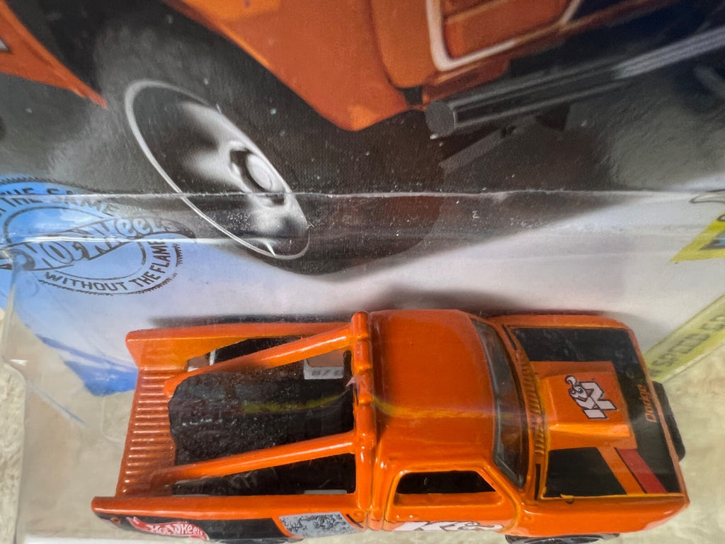 🔥🔥🔥Hot Wheels 2019 '87 Dodge D100 #128/250 Orange K&N HW19🔥🔥🔥