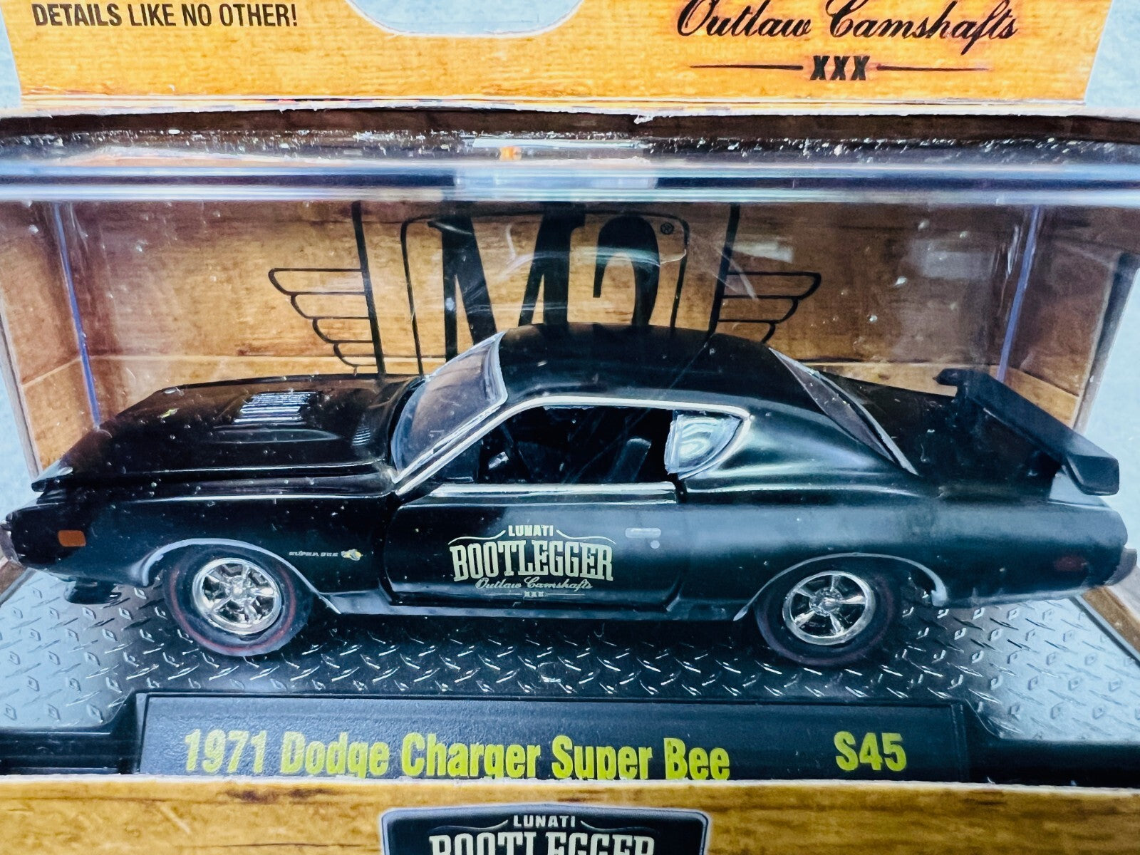 🔥🔥🔥M2 MACHINES 1971 Dodge Charger  Super Bee BOOTLEGGER LUNATI S45 H15🔥🔥🔥