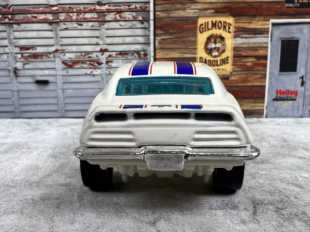 🔥🔥🔥Hot Wheels ‘69 Pontiac Firebird T/A 05 First Editions White C8🔥🔥🔥