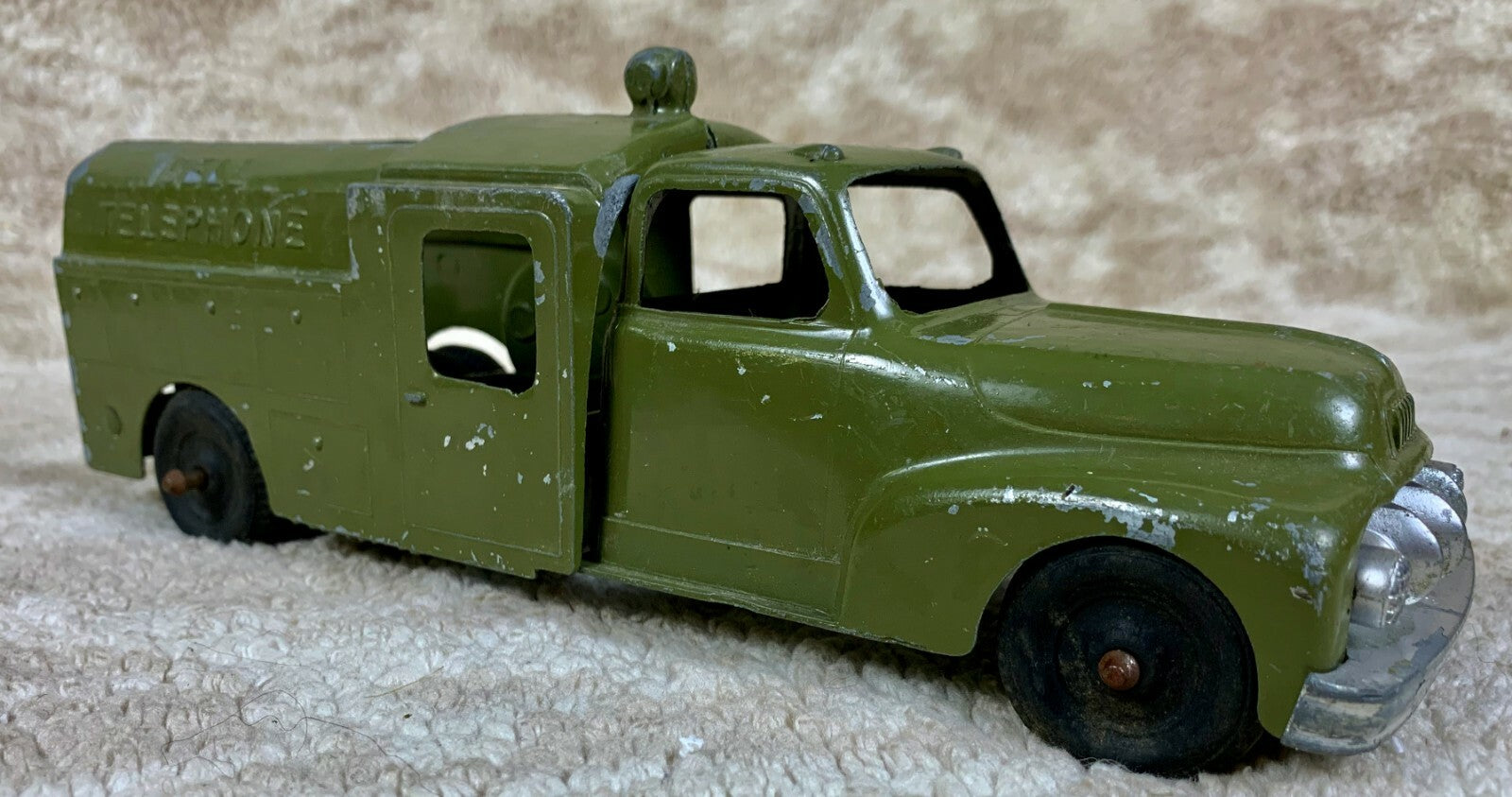 *********Hubley Kiddie Toy #478 Bell Telephone Truck Army Green - 1950s*********