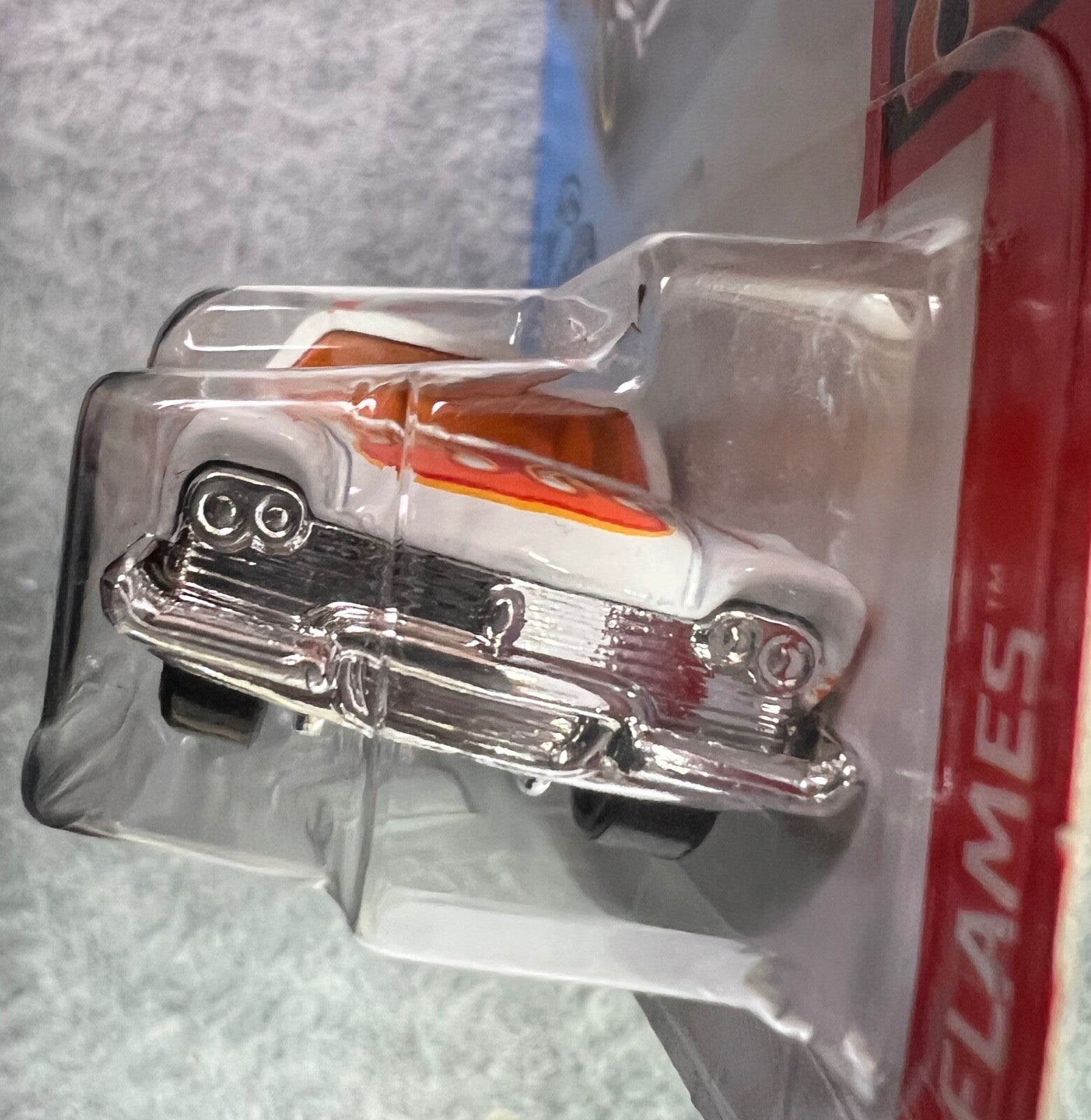 🔥🔥🔥Hot Wheels HW Flames 2 '57 PLYMOUTH FURY H24🔥🔥🔥
