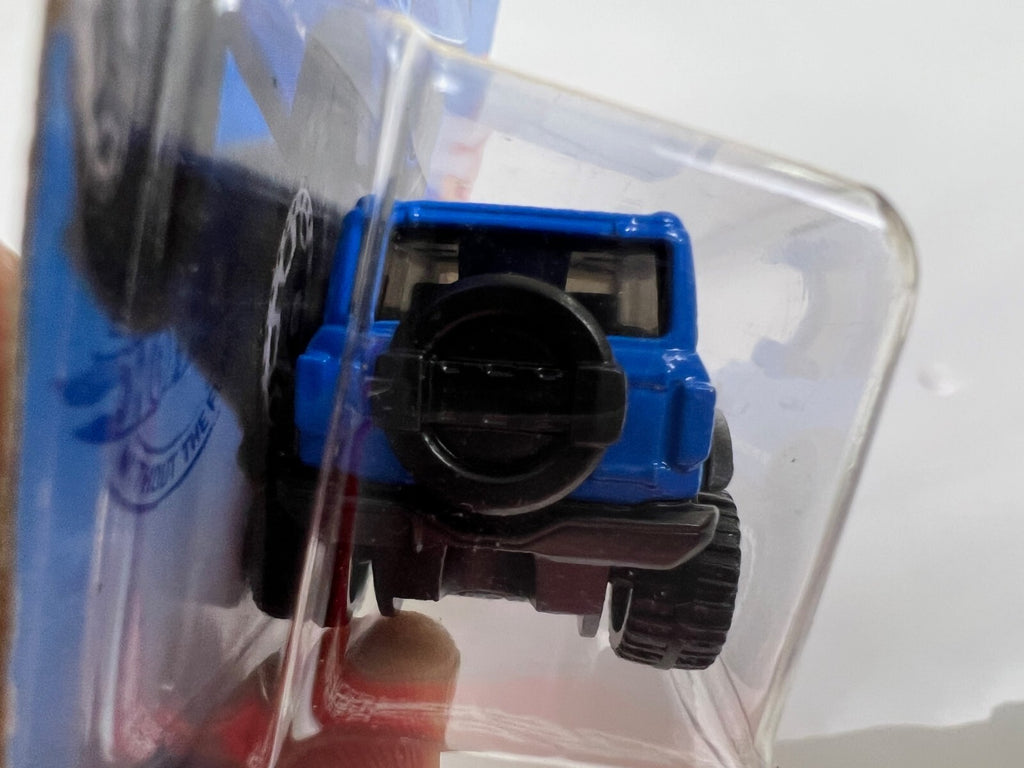 🔥🔥🔥🔥Hotwheels '21 Ford Bronco Then and Now Short Card Blue HW07🔥🔥🔥🔥