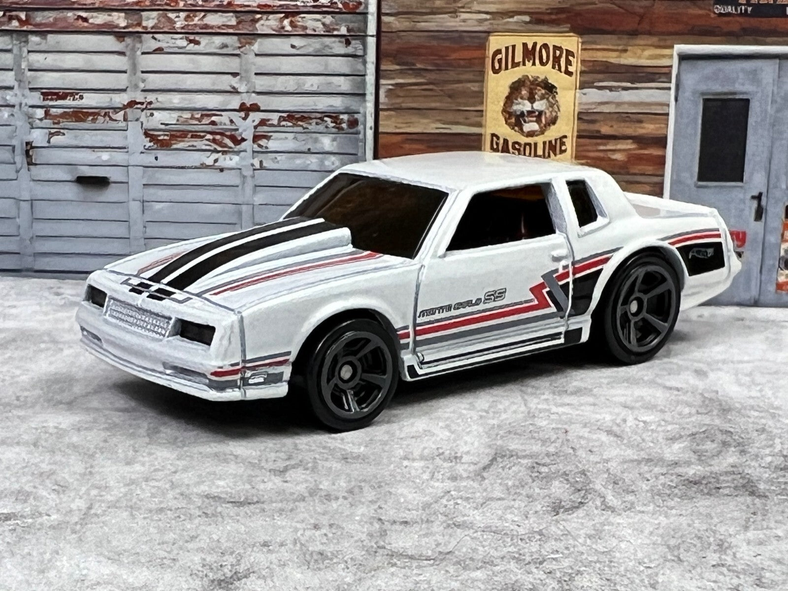 🇺🇸🇺🇸HOT WHEELS '86 Monte Carlo SS White HW Muscle Mania Chevy C18🇺🇸🇺🇸