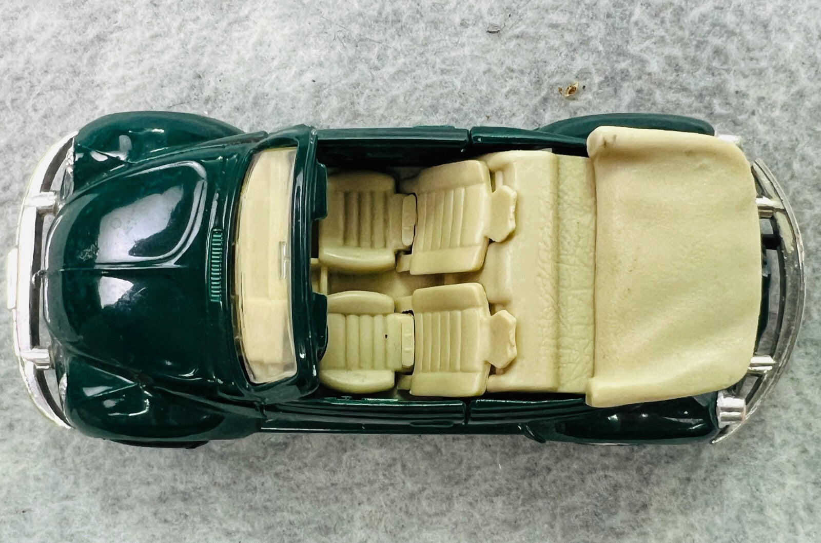 🇩🇪Maisto Diecast VW 1303 Cabriolet 1/36 Scale Motorized Pull-Back Action🇩🇪