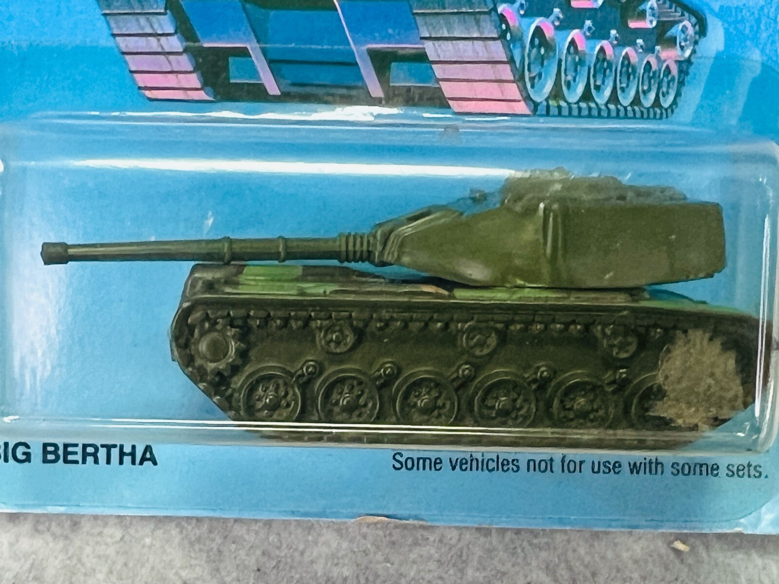 🔥🔥🔥🔥Hot Wheels rBig Bertha #9372 Tank Action Command H11🔥🔥🔥🔥