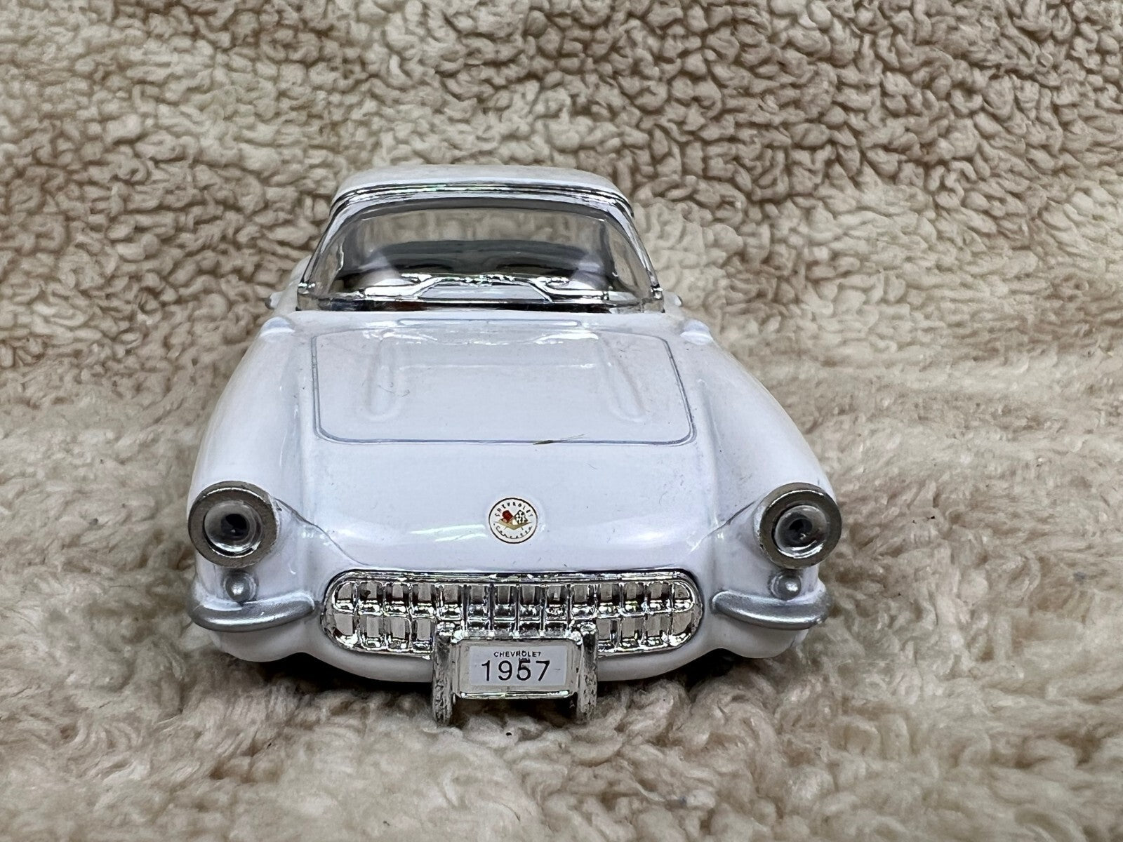 🇺🇸🇺🇸Kinsmart 1957 Chevrolet Corvette Chevy Diecast  White 1/34🇺🇸🇺🇸
