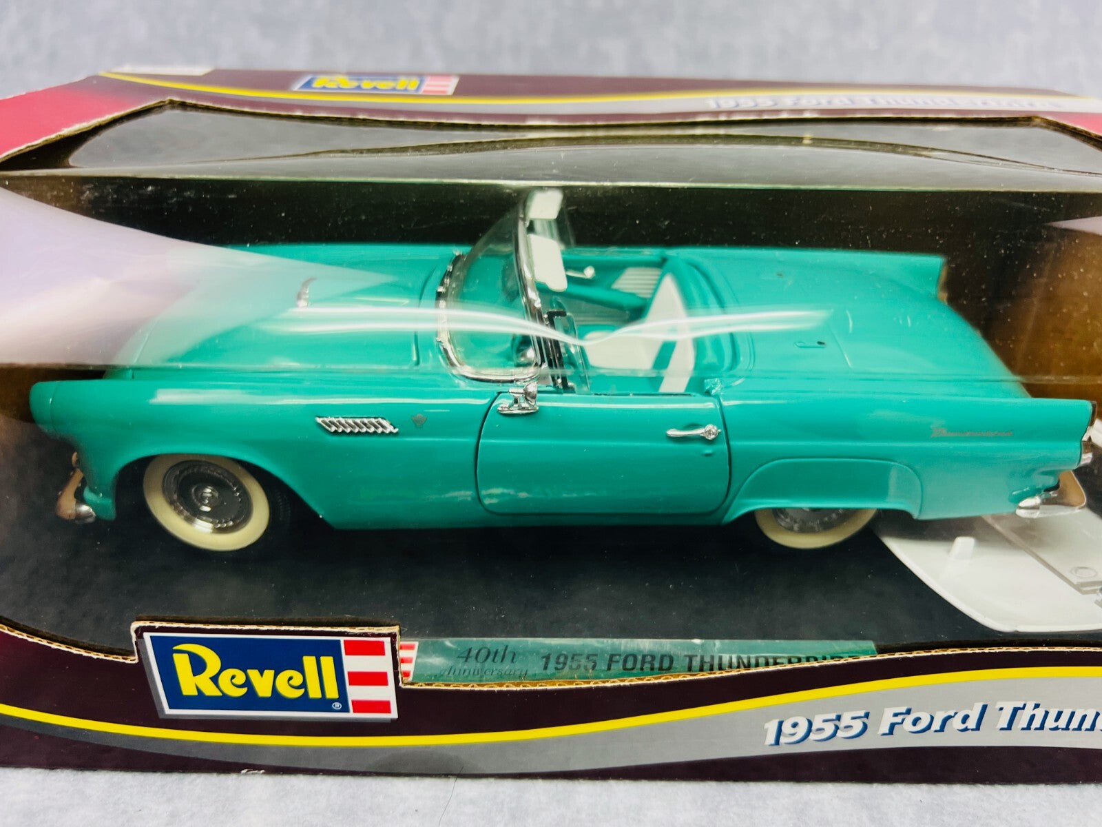🇺🇸🇺🇸Revell  1955 Ford Thunderbird Convertible  1:18 Scale Diecast🇺🇸🇺🇸