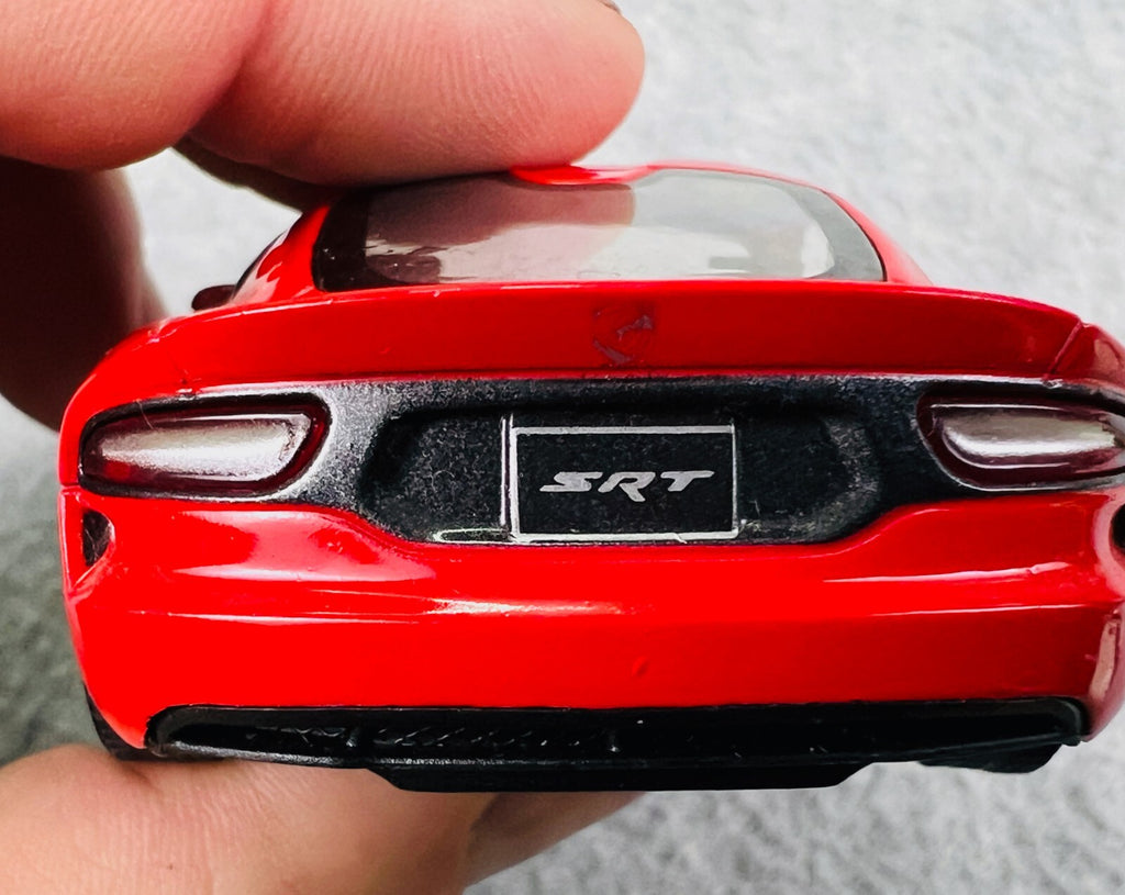 🇺🇸Kinsmart 2013 Dodge SRT Viper GTS 1/36 scale Diecast Model Toy Car🇺🇸