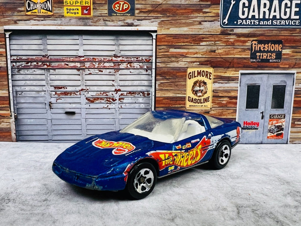 🔥🔥🔥Hot Wheels '80s Corvette Race Team Series 3 C16🔥🔥🔥