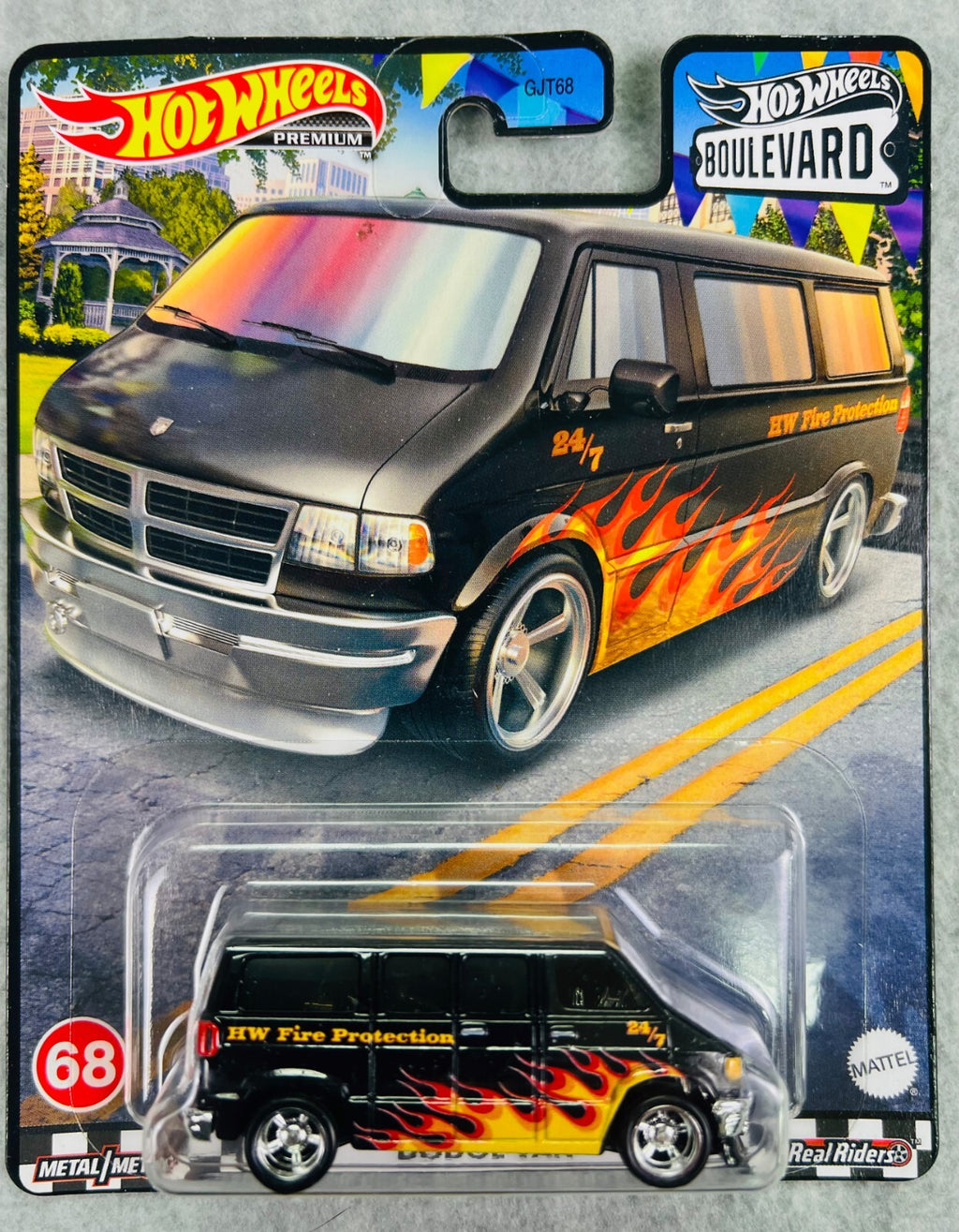 🔥🔥Hot Wheels Premium Boulevard Dodge Van Black with Flames Real Riders H32🔥🔥