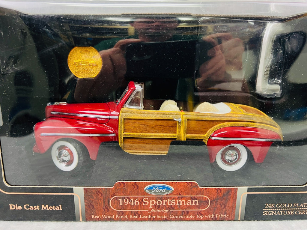 🇺🇸 Road Signature Series 1Maroon 1946 Ford Sportsman W Top And Coin 1/18🇺🇸