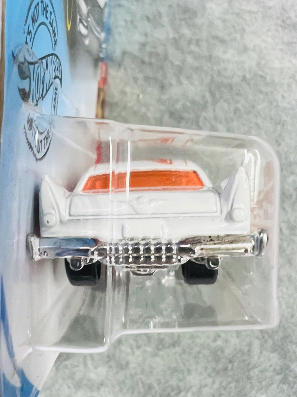 🔥🔥🔥Hot Wheels HW Flames 2 '57 PLYMOUTH FURY H24🔥🔥🔥
