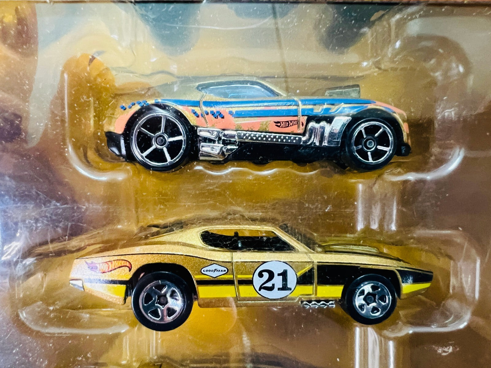 🔥Hot Wheels Monster Trucks 50 Bigfoot Trophy Champions Rare Exclusive GOLD Set