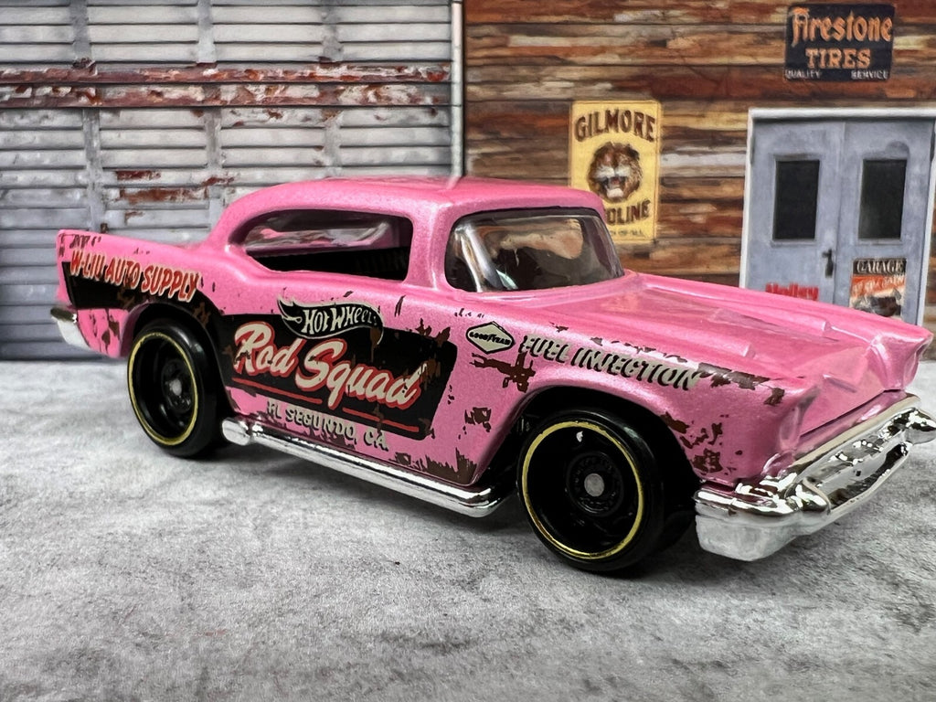 🔥🔥🔥🔥Hot Wheels 57 CHEVY Rod Squad Series Pink C9🔥🔥🔥🔥