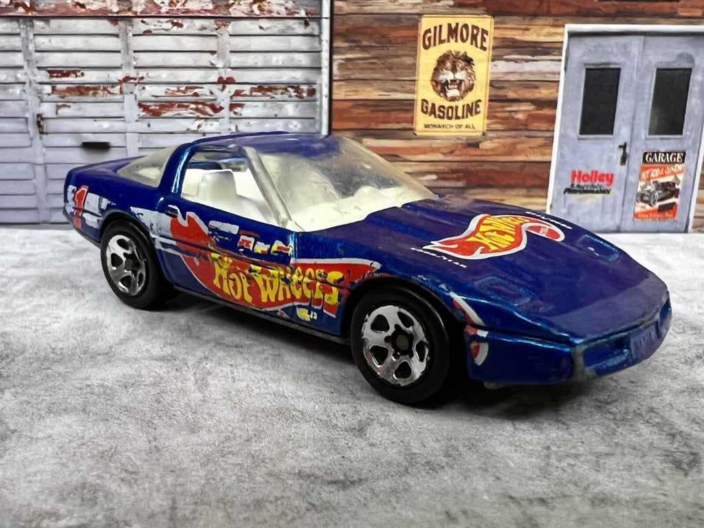 🔥🔥🔥Hot Wheels '80s Corvette Race Team Series 3 C16🔥🔥🔥