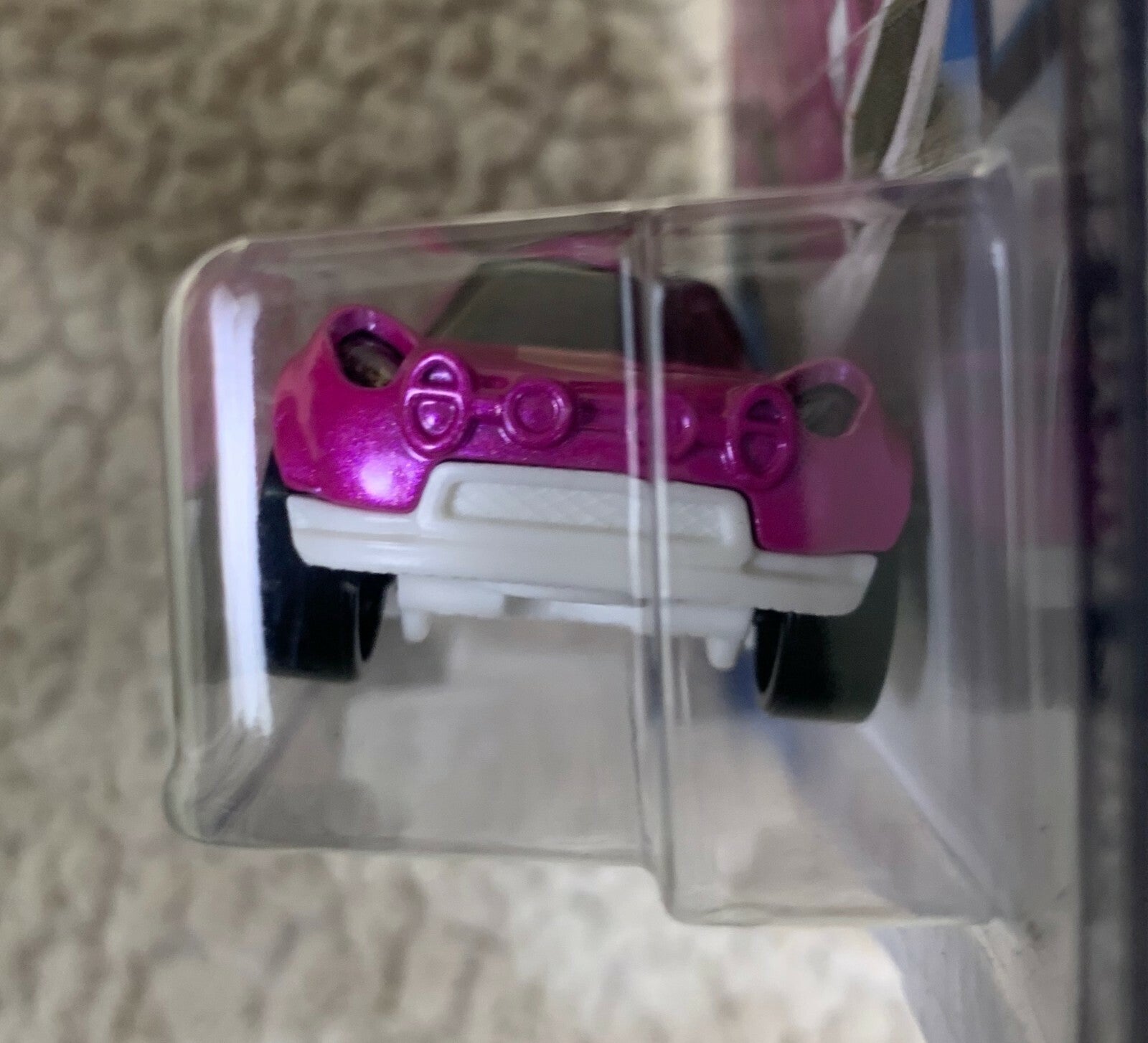***2020 Hot Wheels Tokyo Olympic Games Short Card Hi Beam (PINK) 155/250  HW06**