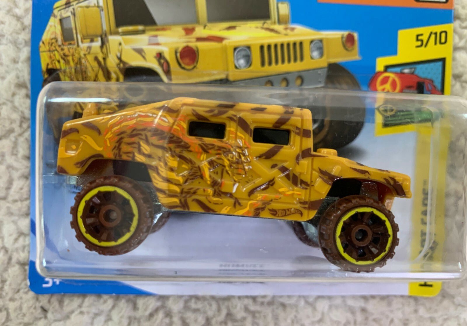 ******Hot Wheels Humvee HW Art Cars Series 5/10 SHORT CARD 1/64 Scale  HW06*****