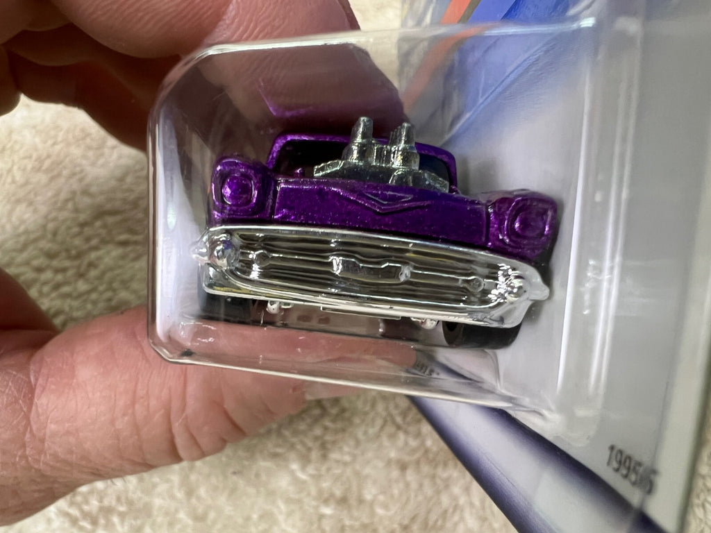 🔥🔥🔥🔥🇺🇸Hot Wheels '57 Chevy Purple #787 Blue Card 1997 HW18🇺🇸🔥🔥🔥🔥