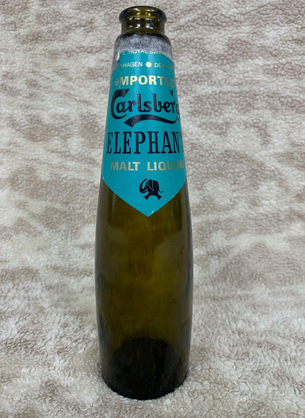 🥃🥃Vintage Carlsberg Elephant Malt Liquor Beer Bottle Made In Denmark BB02🥃🥃