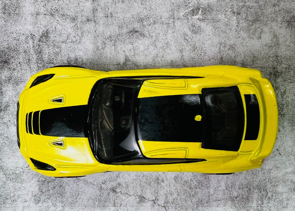 🎌🎌🎌Hot Wheels  '17 Nissan GT-R (R35) Yellow Then And Now C18🎌🎌🎌