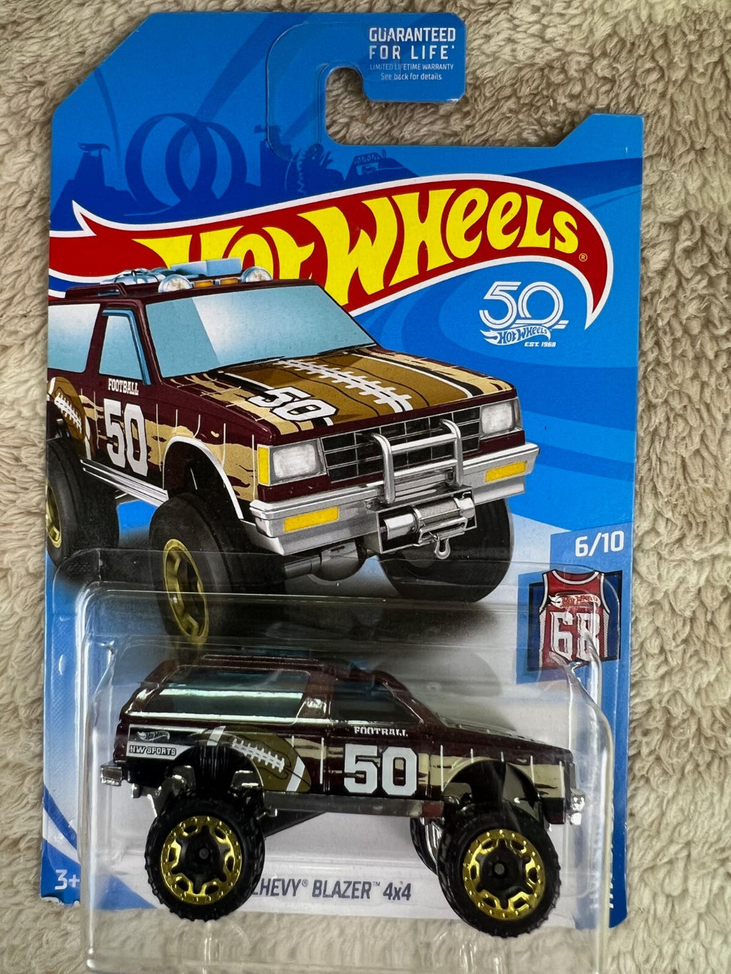 🏈🏈🏈🏈Hot Wheels  Kmart Exclusive 6/10 HW Sports Chevy Blazer 4X4 HW19🏈🏈🏈🏈
