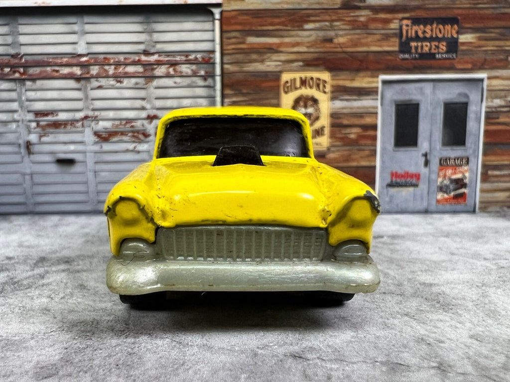 🔥🔥🔥🔥Hot Wheels 1957 Chevy Yellow 1978 Malaysia C7🔥🔥🔥🔥
