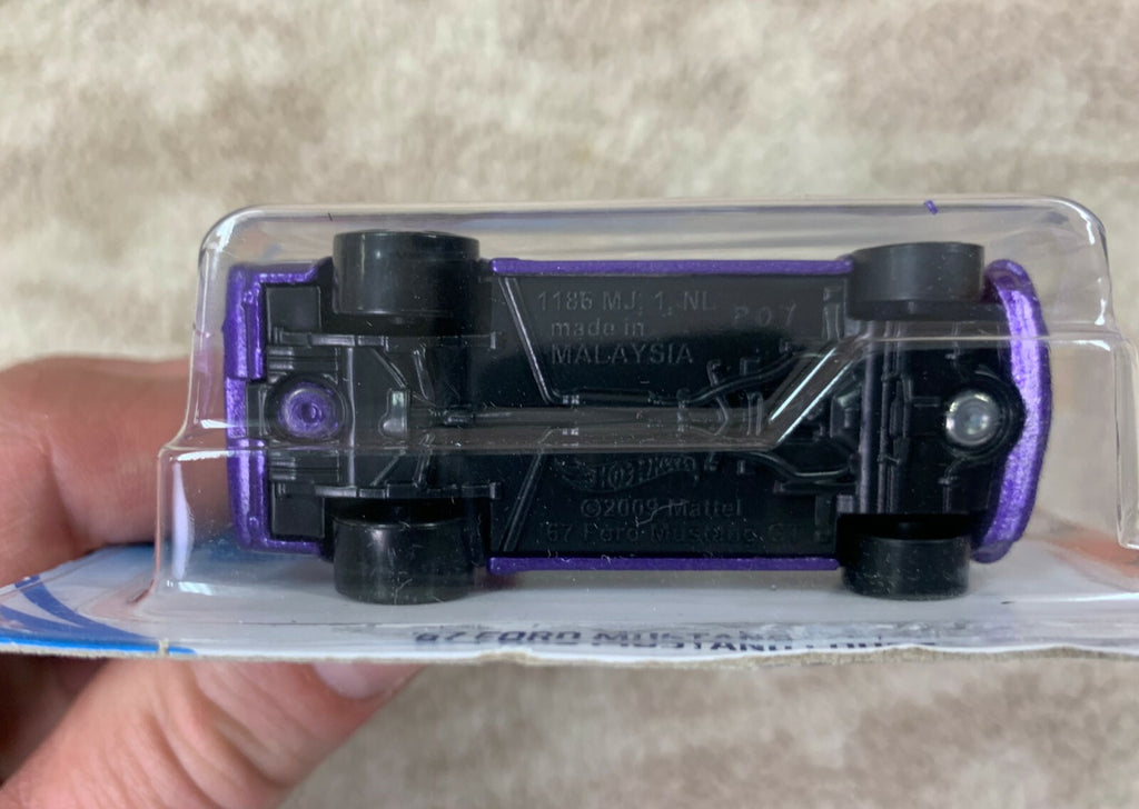 Hot Wheels '67 Ford Mustang Coupe Purple #192 192/250 2021 Muscle Mania 2/10 HW5