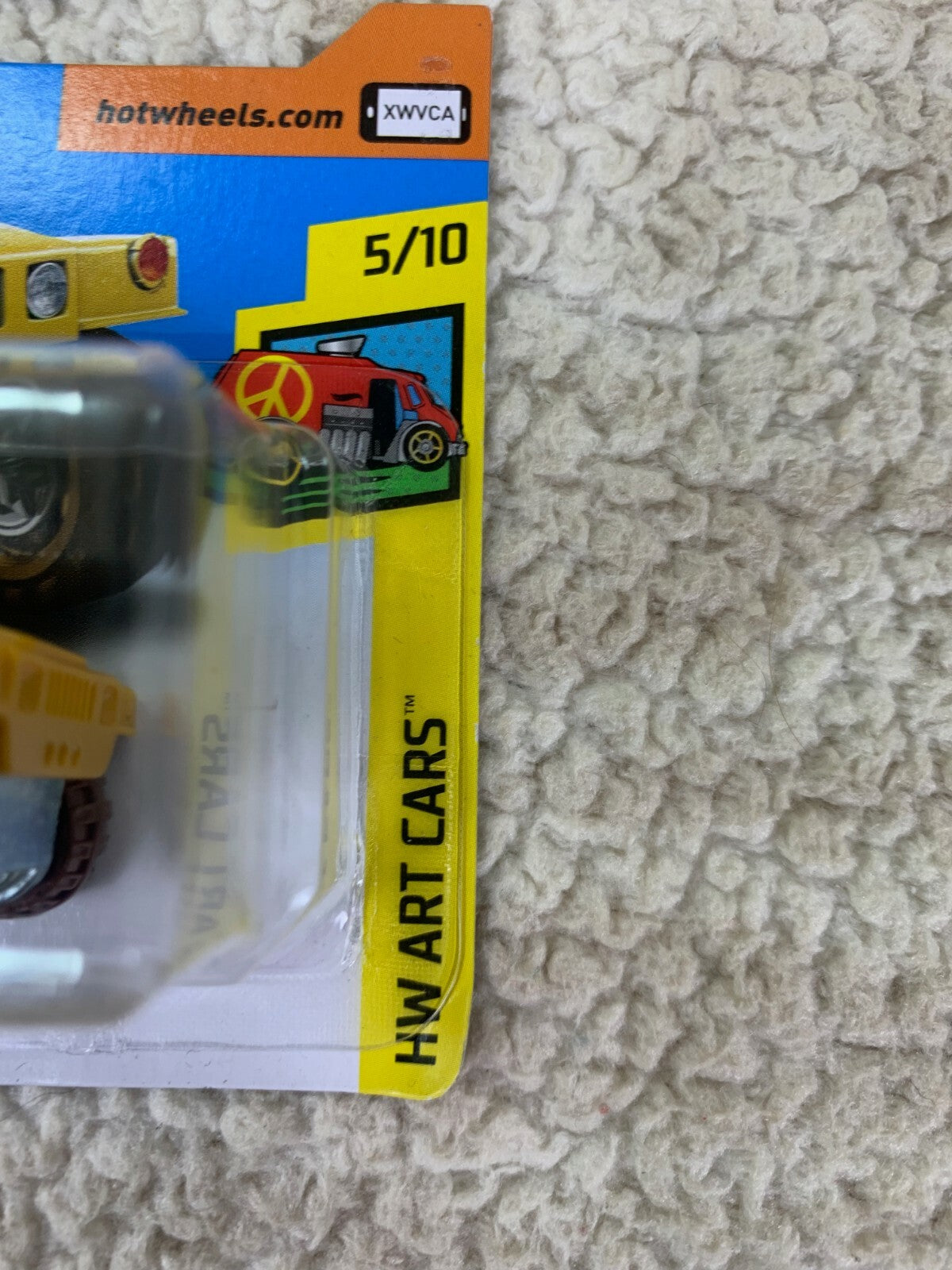 ******Hot Wheels Humvee HW Art Cars Series 5/10 SHORT CARD 1/64 Scale  HW06*****