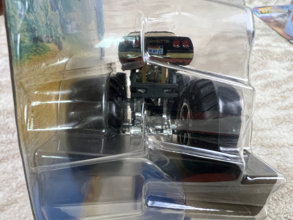 🔥🔥🔥Hot Wheels  Monster Trucks Fan Favorites #2/6 Corvette #GTH58  S-8🔥🔥🔥