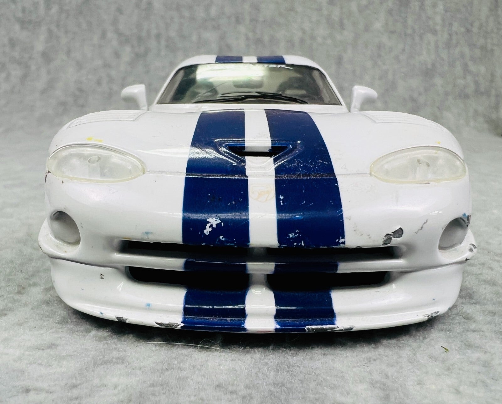 🇺🇸🇺🇸Maisto White 1997 Dodge Viper GTS Special Edition 1:24 Diecast🇺🇸🇺🇸