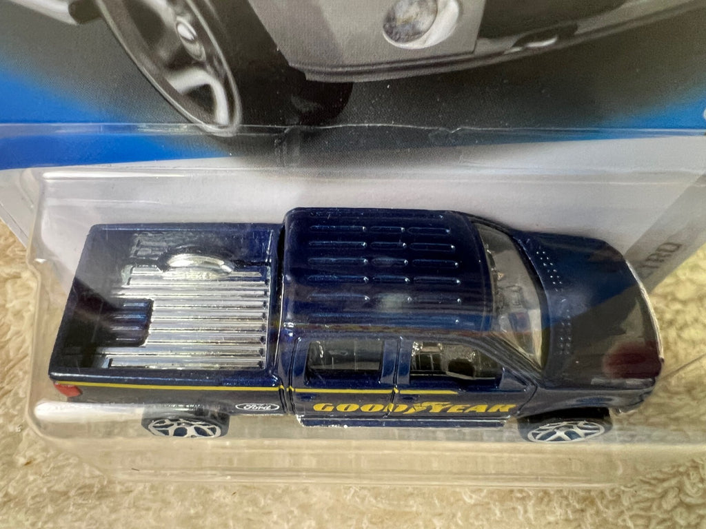 🇺🇸🇺🇸 Hot Wheels 2009 FORD F-150 HW Metro' Series Goodyear HW05🇺🇸🇺🇸