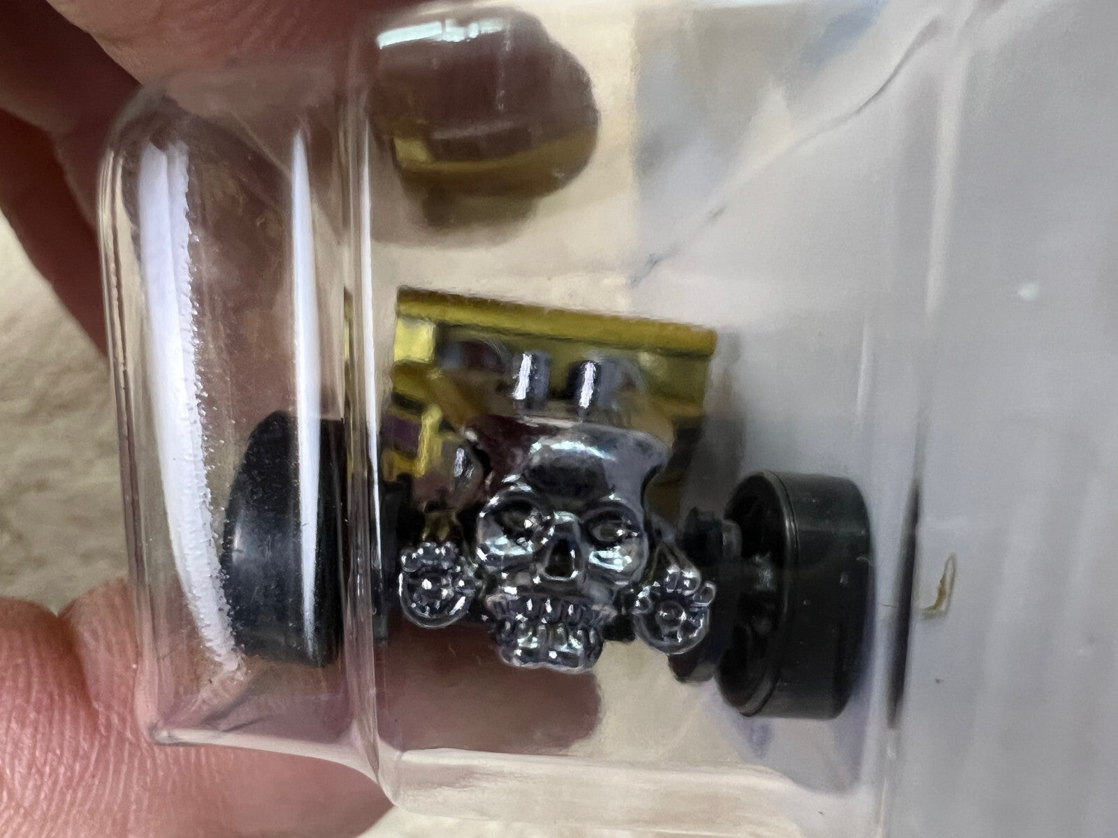 ☠️☠️☠️Hot Wheels HW DREAM GARAGE Bone Shaker 105/250 Gold HW19☠️☠️☠️