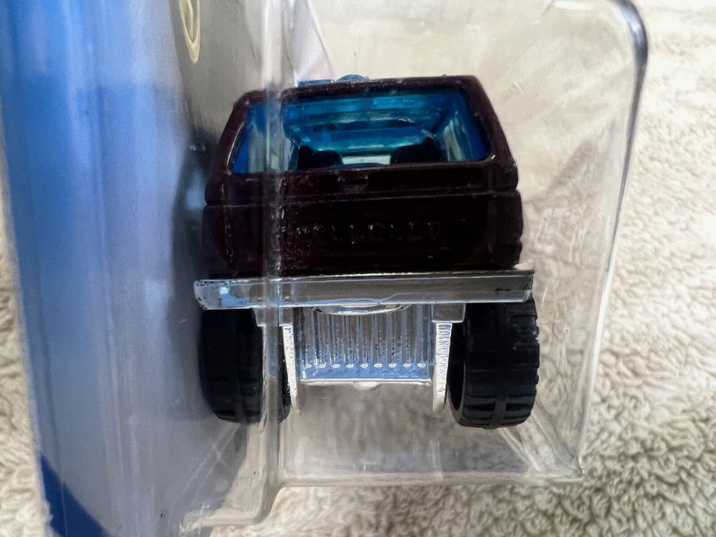 🏈🏈🏈🏈Hot Wheels  Kmart Exclusive 6/10 HW Sports Chevy Blazer 4X4 HW19🏈🏈🏈🏈