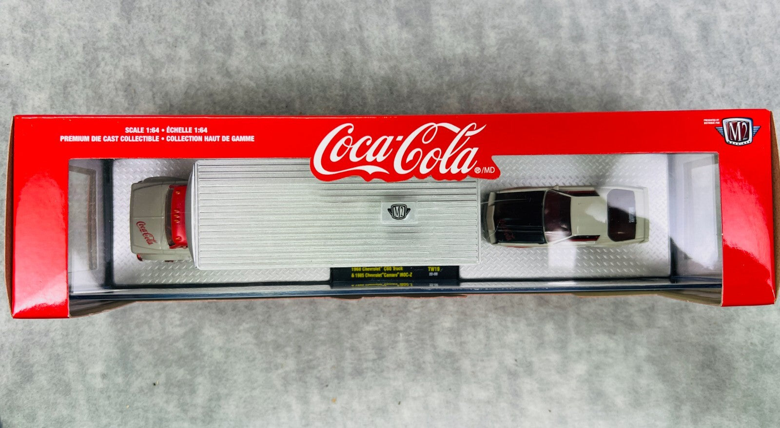 M2 Machines COCA COLA 1968 Chevy C60 Truck 1985 Camaro IROC-Z CHASE Auto-Haulers