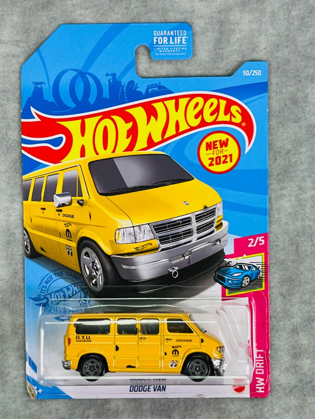 🔥🔥🔥 Hot Wheels HW Drift  Mooneyes Dodge Van Yellow H25🔥🔥🔥