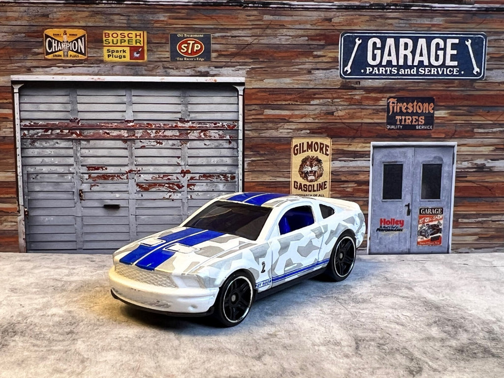 🇺🇸🇺🇸Hot Wheels 2007 Ford Shelby GT-500  White Blue and Grey C4🇺🇸🇺🇸