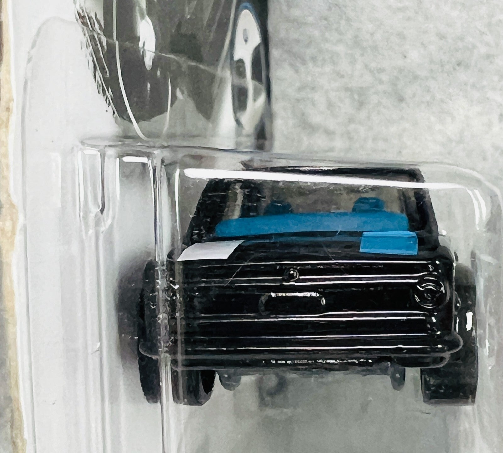 🇩🇪🇩🇪🇩🇪Hot Wheels #186 Black BMW 2002 New In Package H27🇩🇪🇩🇪🇩🇪