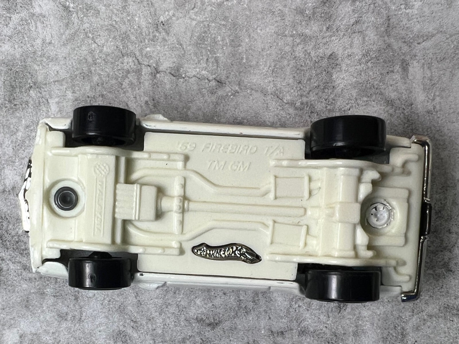 🔥🔥🔥Hot Wheels ‘69 Pontiac Firebird T/A 05 First Editions White C8🔥🔥🔥