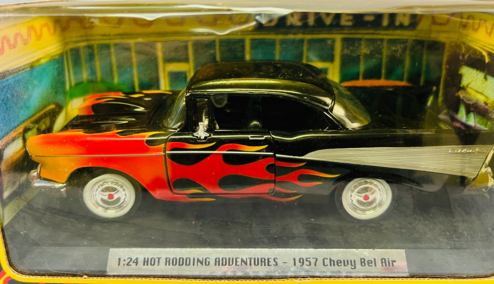 🇺🇸Motor Max Hot Rodding Adventures 57 Chevy 1:24 Scale 1 Of 8,000🇺🇸