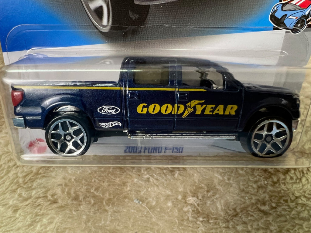 🇺🇸🇺🇸 Hot Wheels 2009 FORD F-150 HW Metro' Series Goodyear HW05🇺🇸🇺🇸