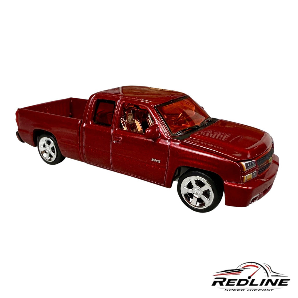 🇺🇸🇺🇸Auto World ULTRA RED  2006 Chevy Silverado SS C15🇺🇸🇺🇸