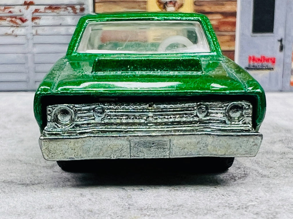 🔥🔥🔥HOT WHEELS 2006 HOLIDAY RODS '68 DODGE DART GREEN C20🔥🔥🔥