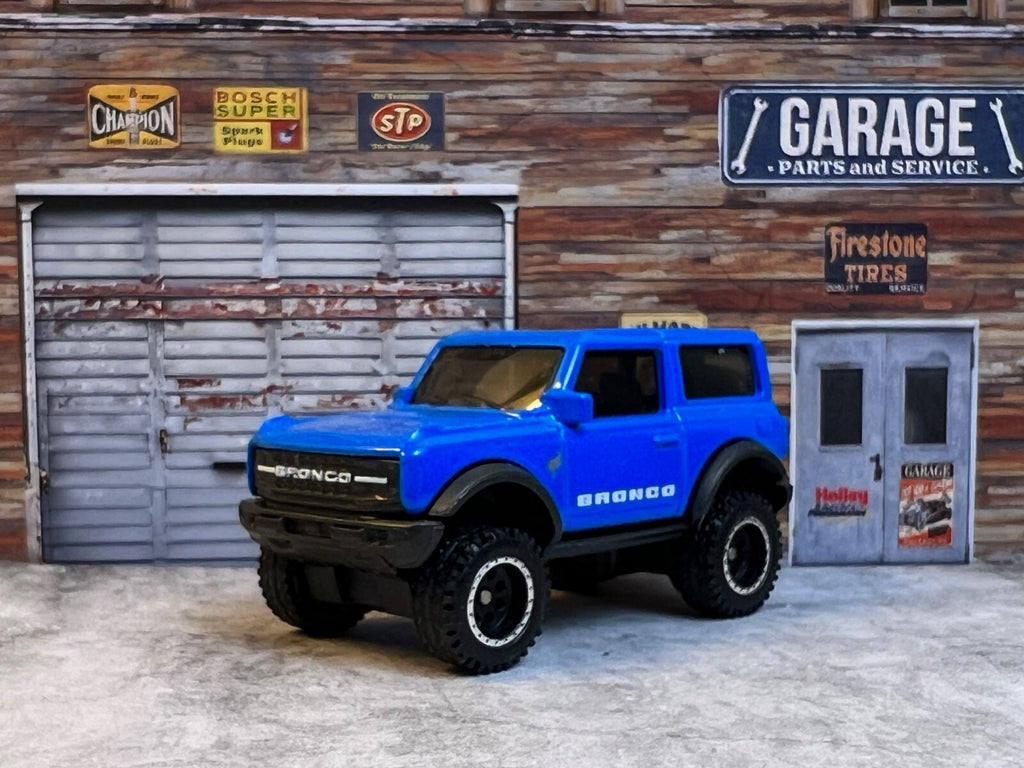 🔥🔥HOT WHEELS  NEW CASTING ‘21 FORD BRONCO THEN AND NOW C7🔥🔥