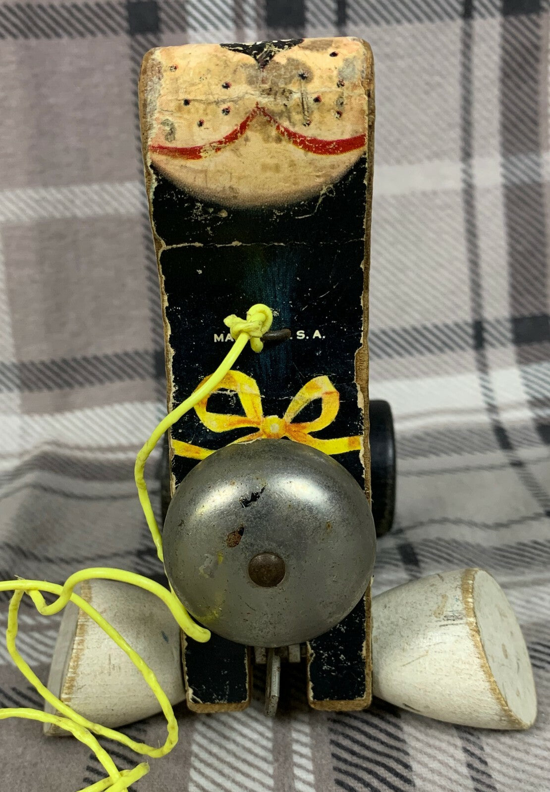EARLY 1960s FISHER PRICE SUZI SEAL--MODERATE WEAR--