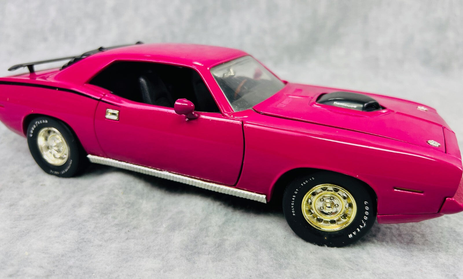 🇺🇸Ertl American Muscle 1:18 Die Cast 1970 Plymouth Cuda' Muscle Car 🇺🇸
