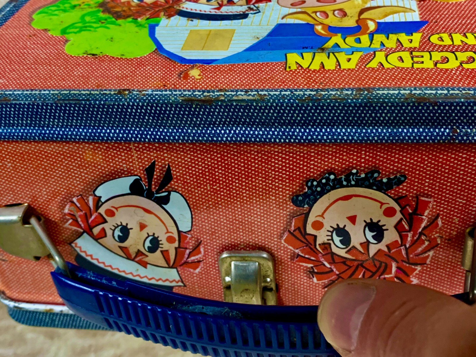 ******Rare Vintage Aladdin Raggedy Ann and Andy Metal Lunchbox  Rare 1973 ******