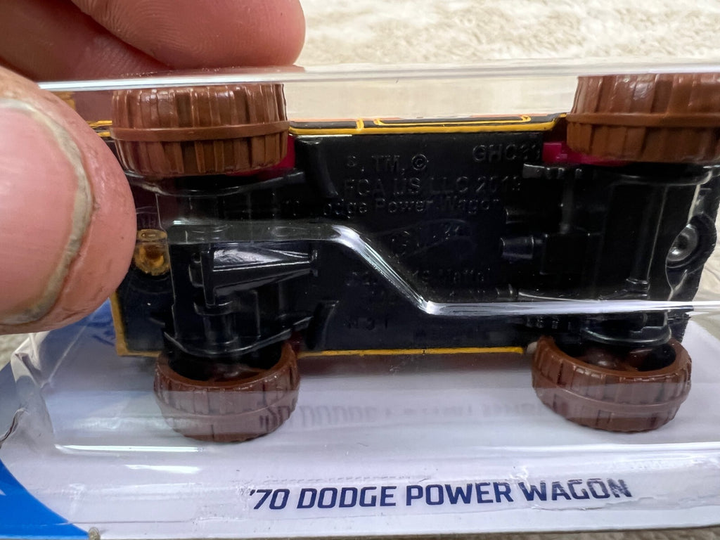 🇺🇸🇺🇸Hot Wheels '70 Dodge Power Wagon Yellow Baja Blazers HW18🇺🇸🇺🇸