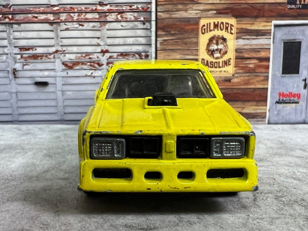 🔥🔥🔥🔥Vintage Hot Wheels Flat Out 442 Yellow C15🔥🔥🔥🔥